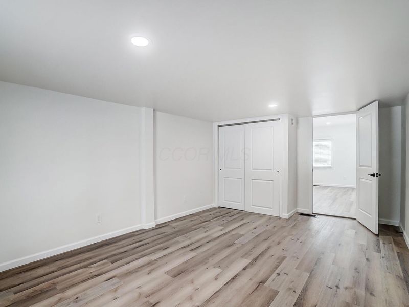 1896 Dyer Road , Grove City, OH 43123 Photo 30