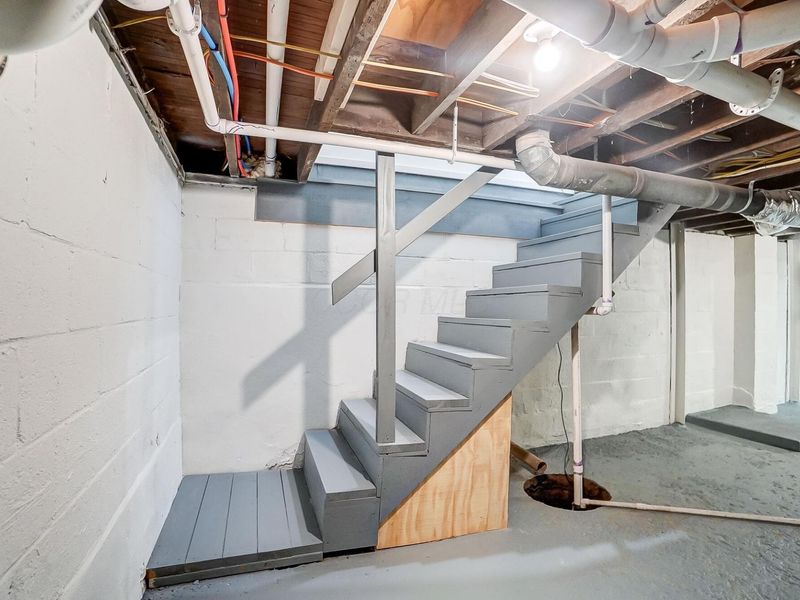 1896 Dyer Road , Grove City, OH 43123 Photo 40