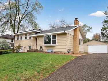 10640 Xavis Street NW, Coon Rapids, MN 55433