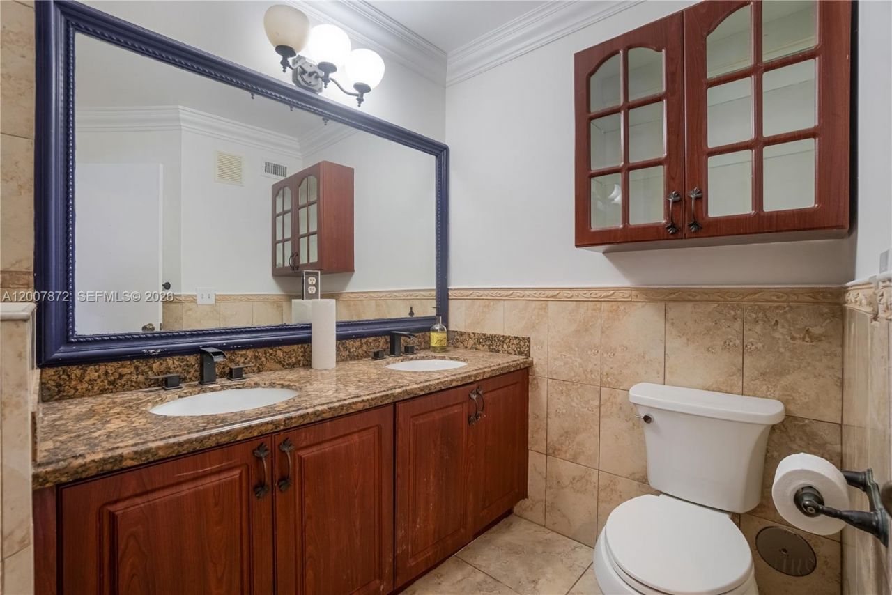 716 SW 122nd Ave, Pembroke Pines, FL 33025 Photo