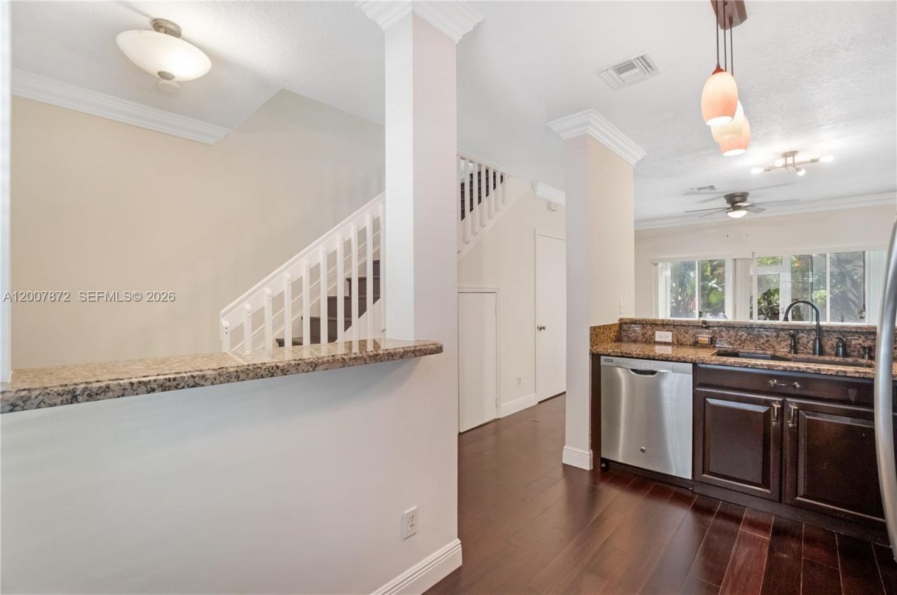 716 SW 122nd Ave , Pembroke Pines, FL 33025 Photo