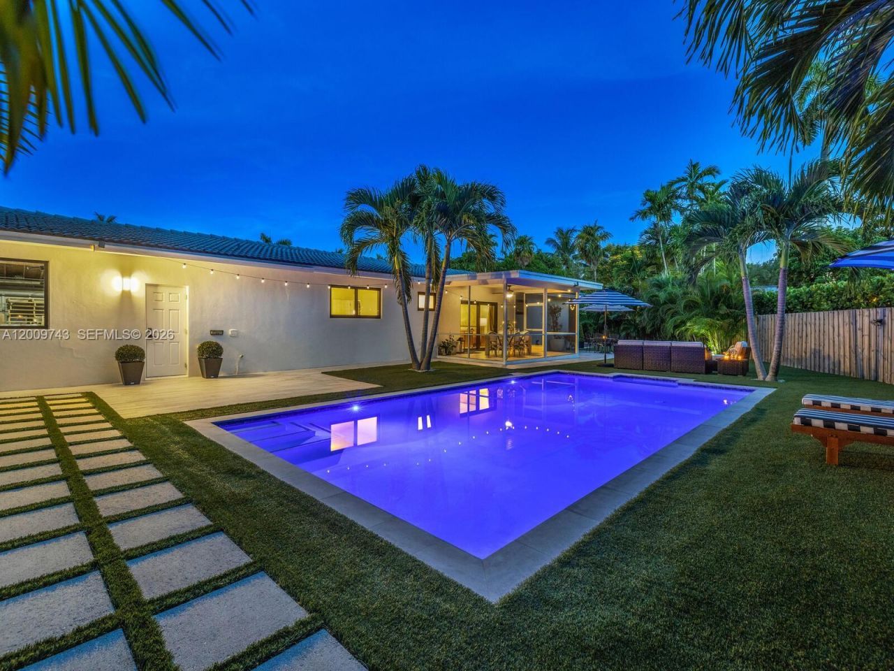 11504 NE 6th Ave , Biscayne Park, FL 33161 Photo