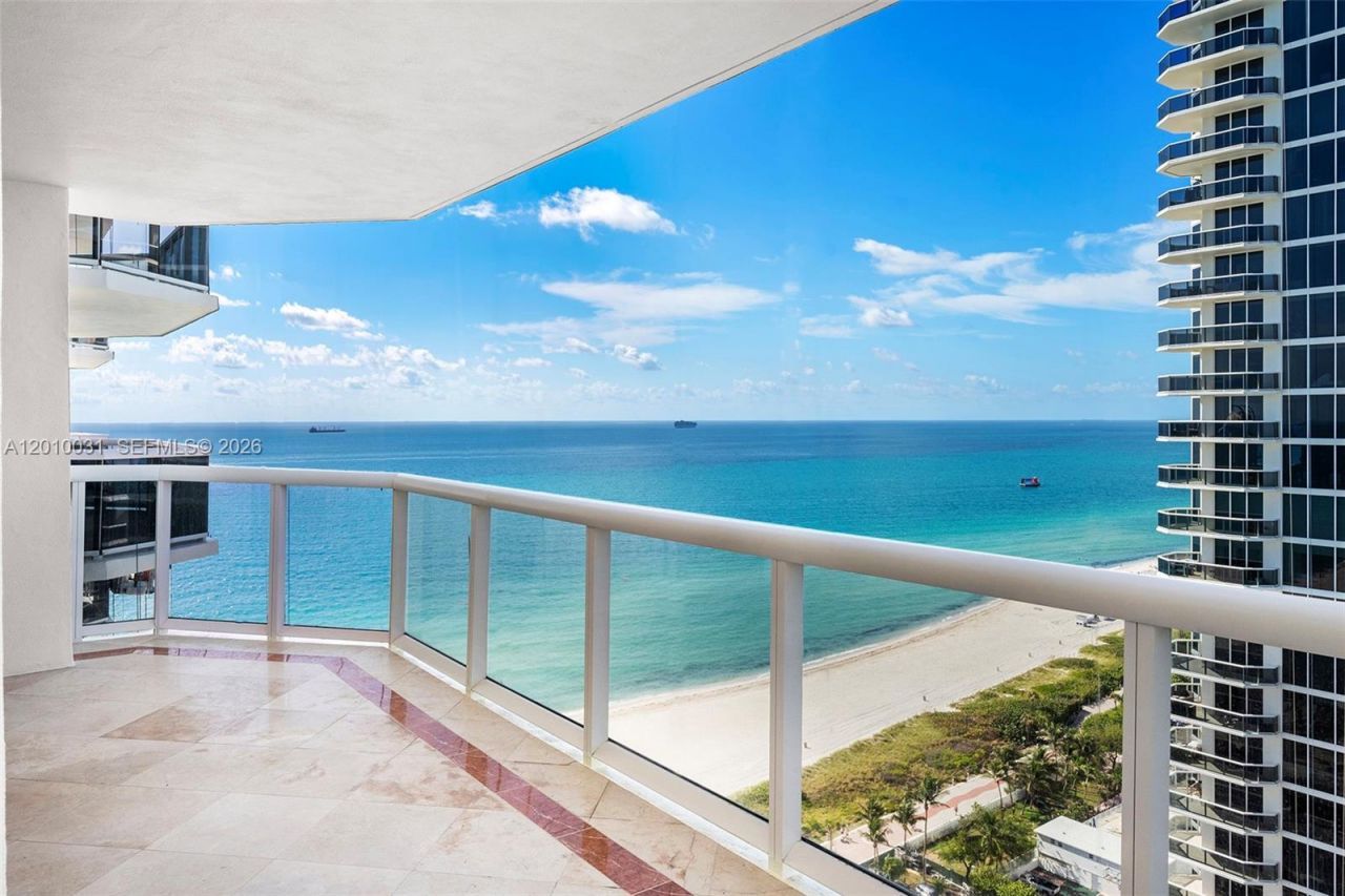 4779 Collins Ave , Unit 2404, Miami Beach, FL 33140 Photo