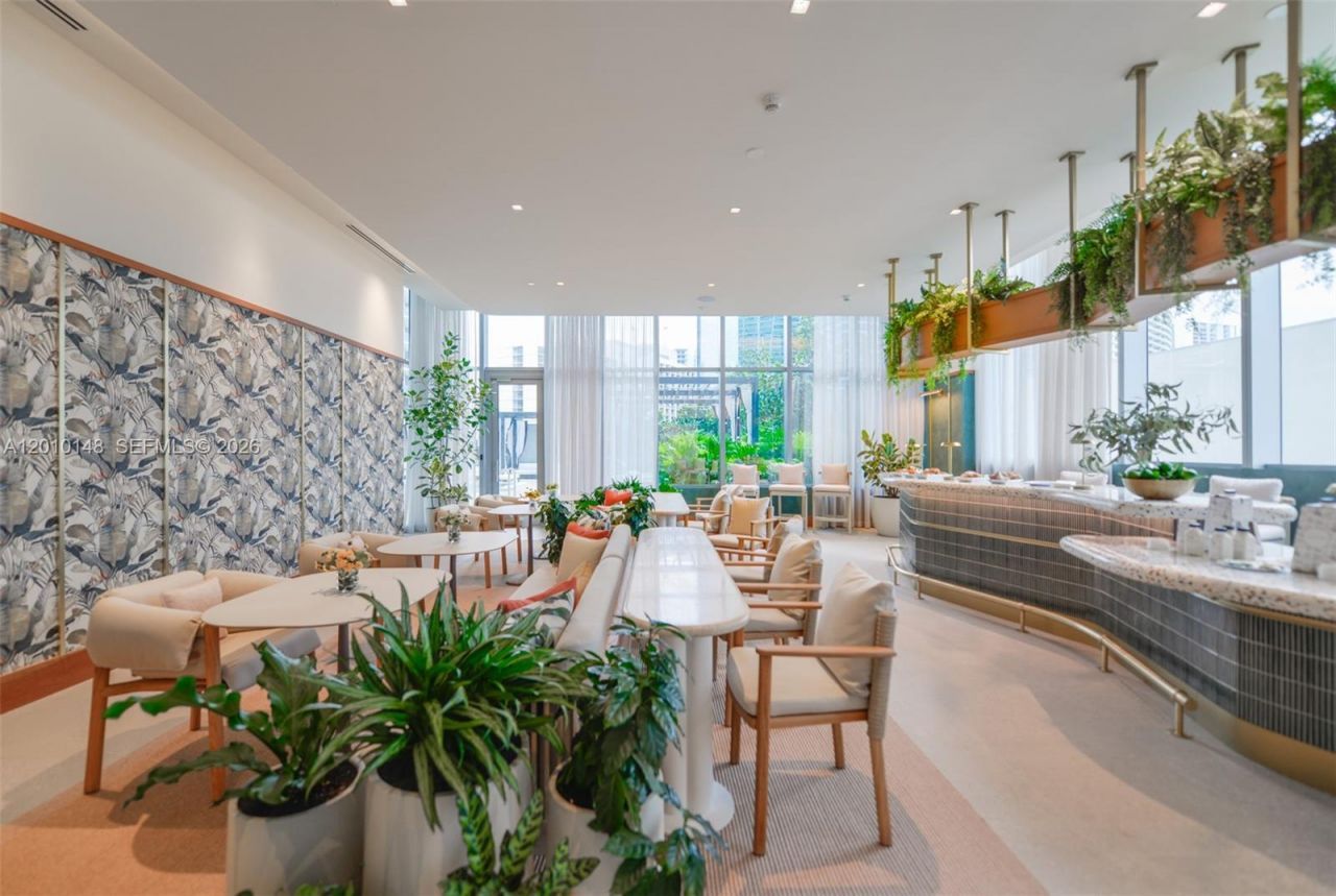 77 SE 5 Street, Unit 2604, Miami, FL 33131 Photo