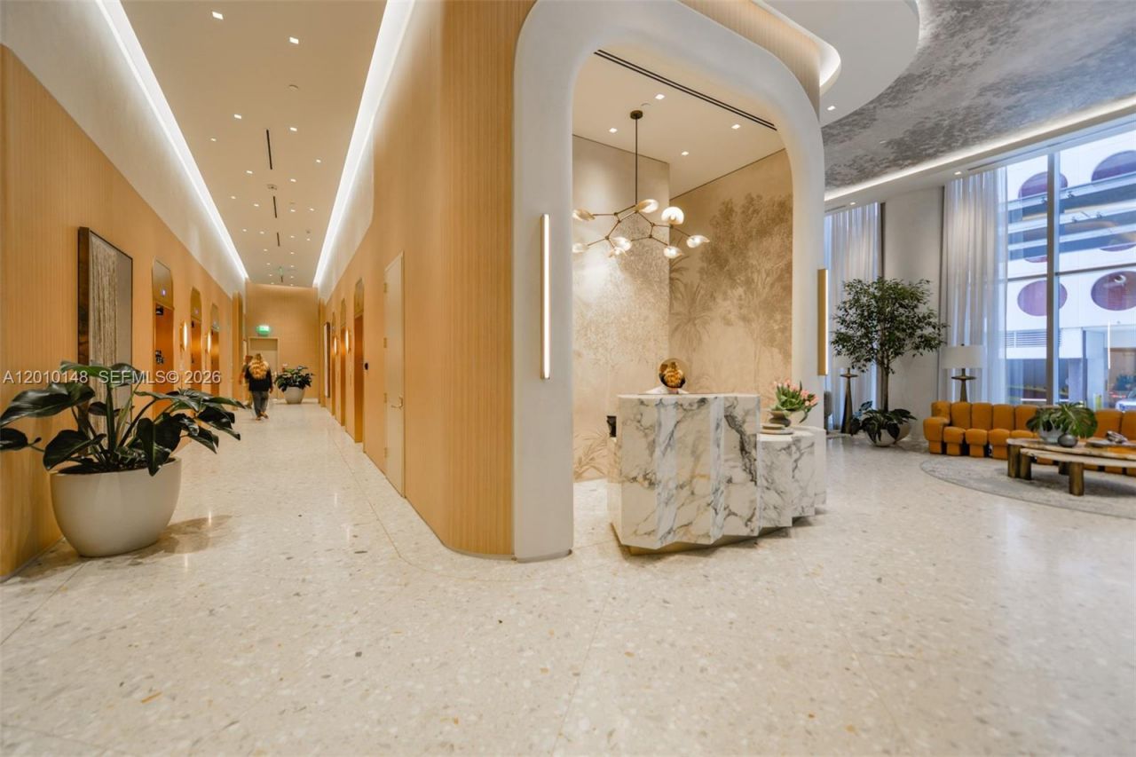 77 SE 5 Street, Unit 2604, Miami, FL 33131 Photo