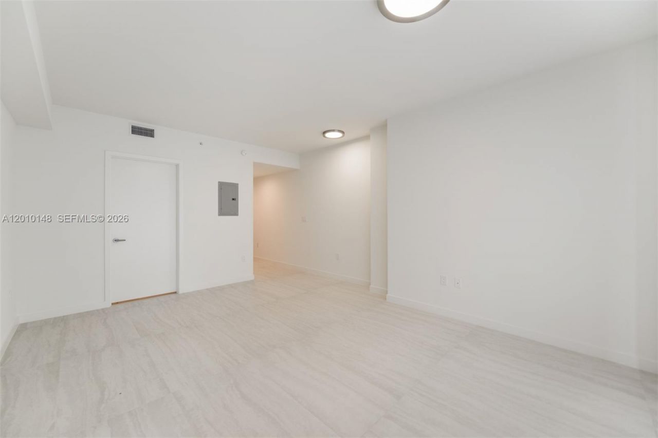 77 SE 5 Street, Unit 2604, Miami, FL 33131 Photo