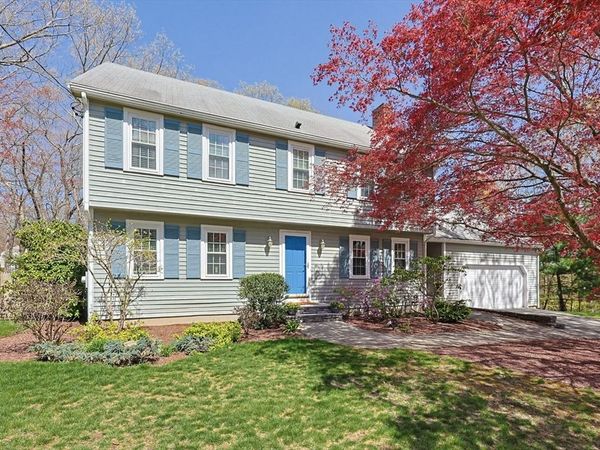 16 Teaberry Lane, North Attleboro, MA 02760