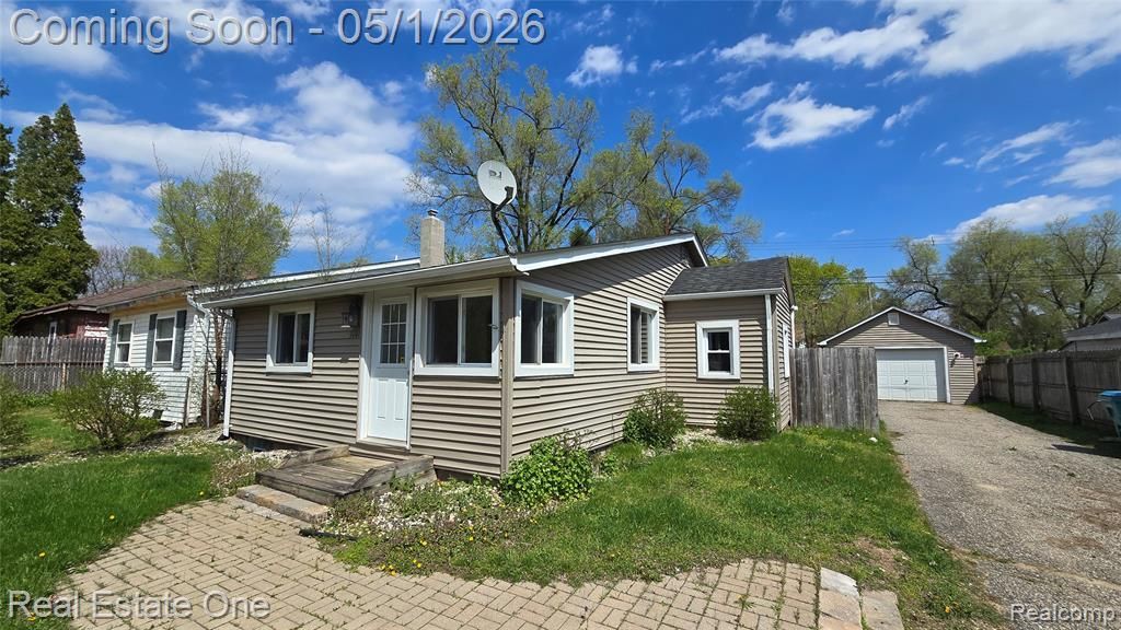 3148 Woodlawn Street, Commerce Township, MI 48390 Main Photo