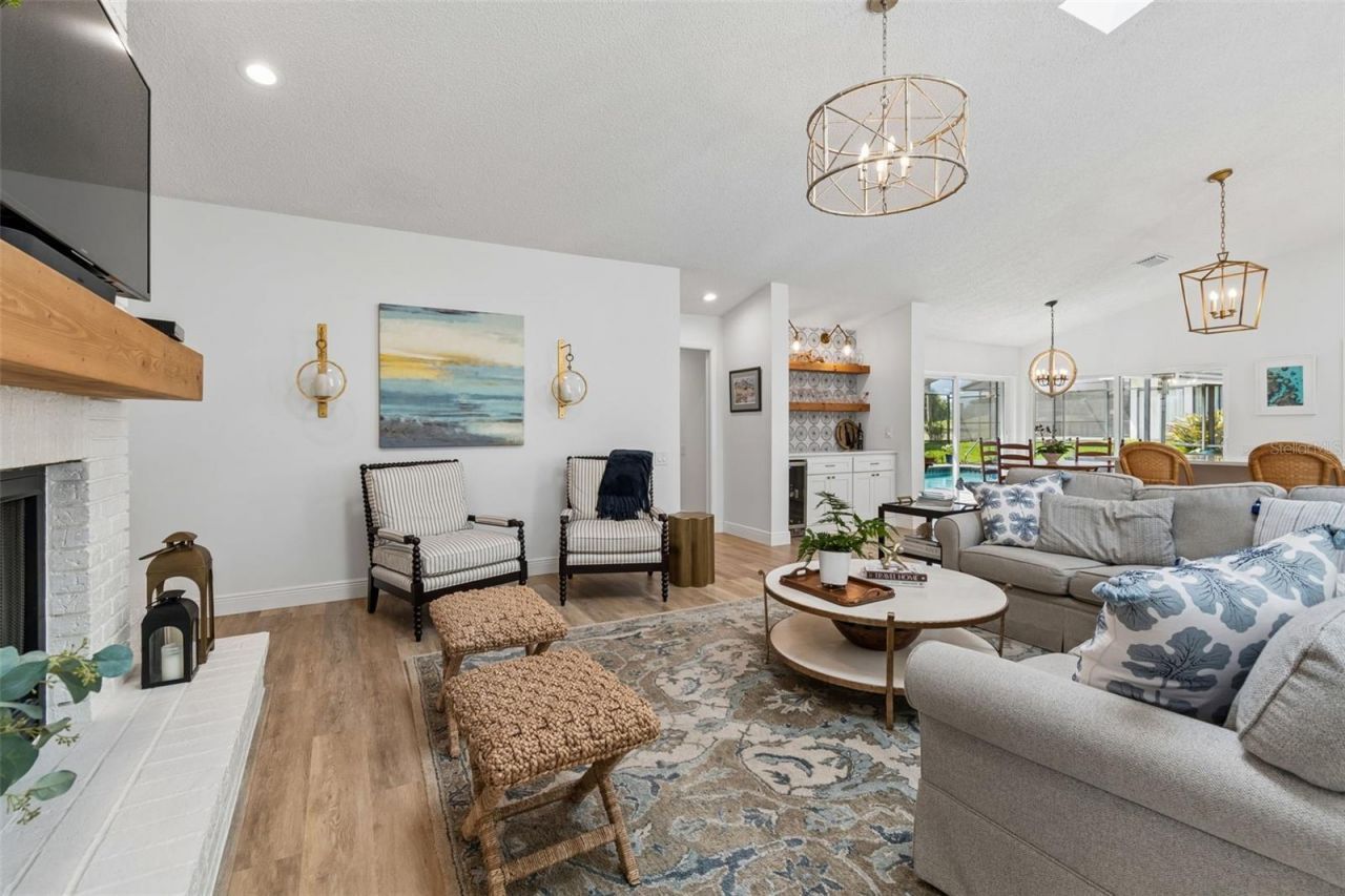 3337 Hyde Park Drive, Clearwater, FL 33761 Photo