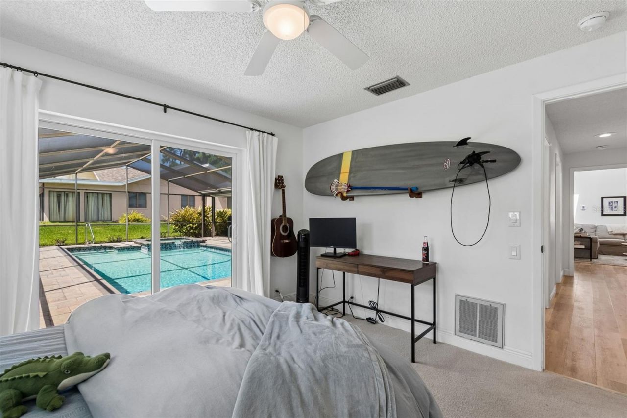 3337 Hyde Park Drive, Clearwater, FL 33761 Photo