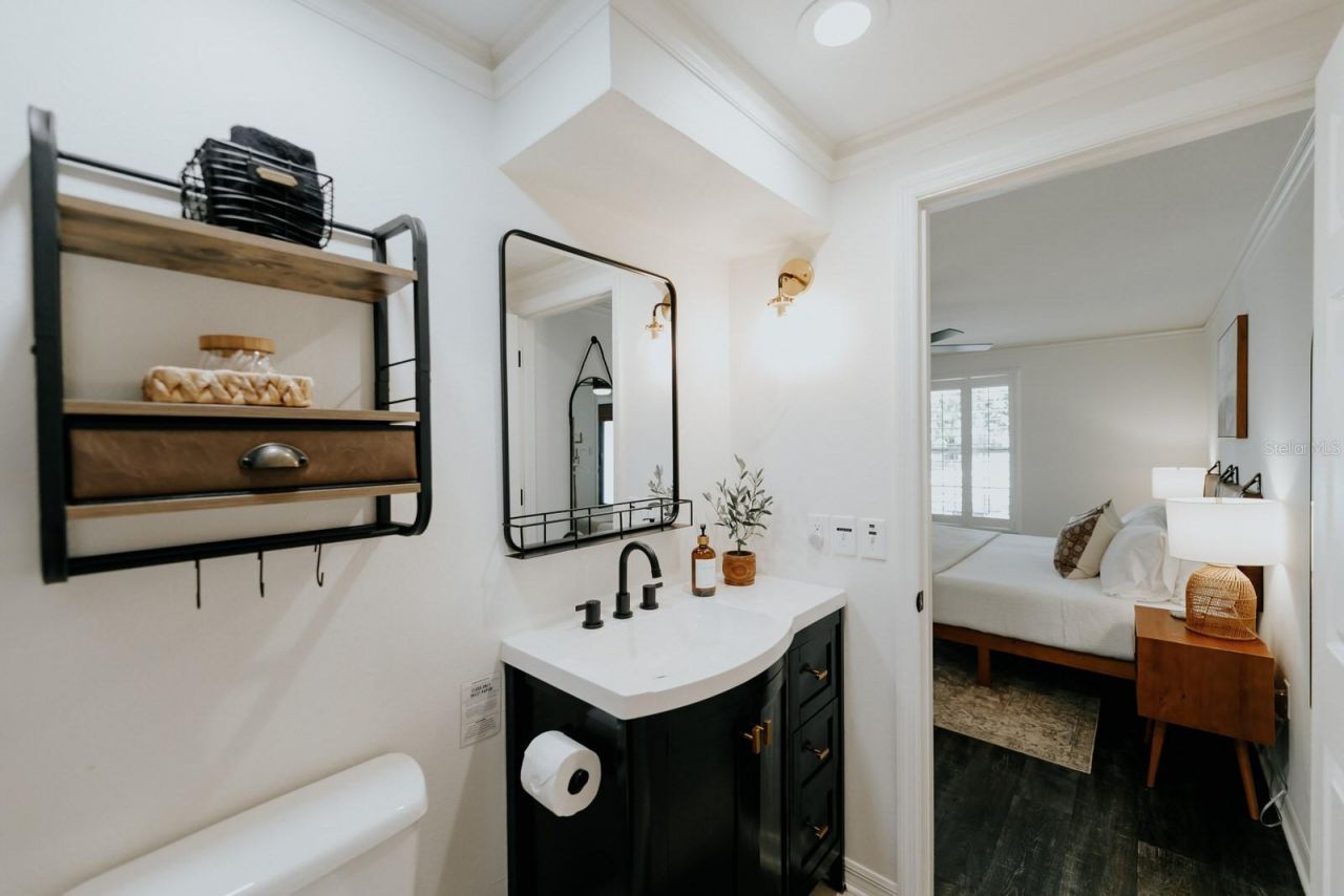 2472 Temple Street, Sarasota, FL 34239 Photo