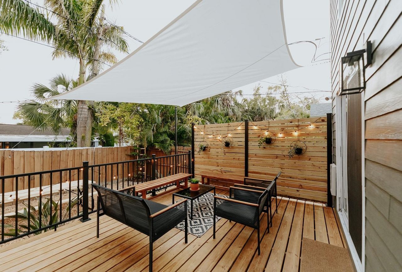 2472 Temple Street, Sarasota, FL 34239 Photo