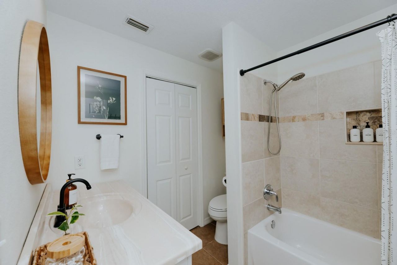 2472 Temple Street, Sarasota, FL 34239 Photo