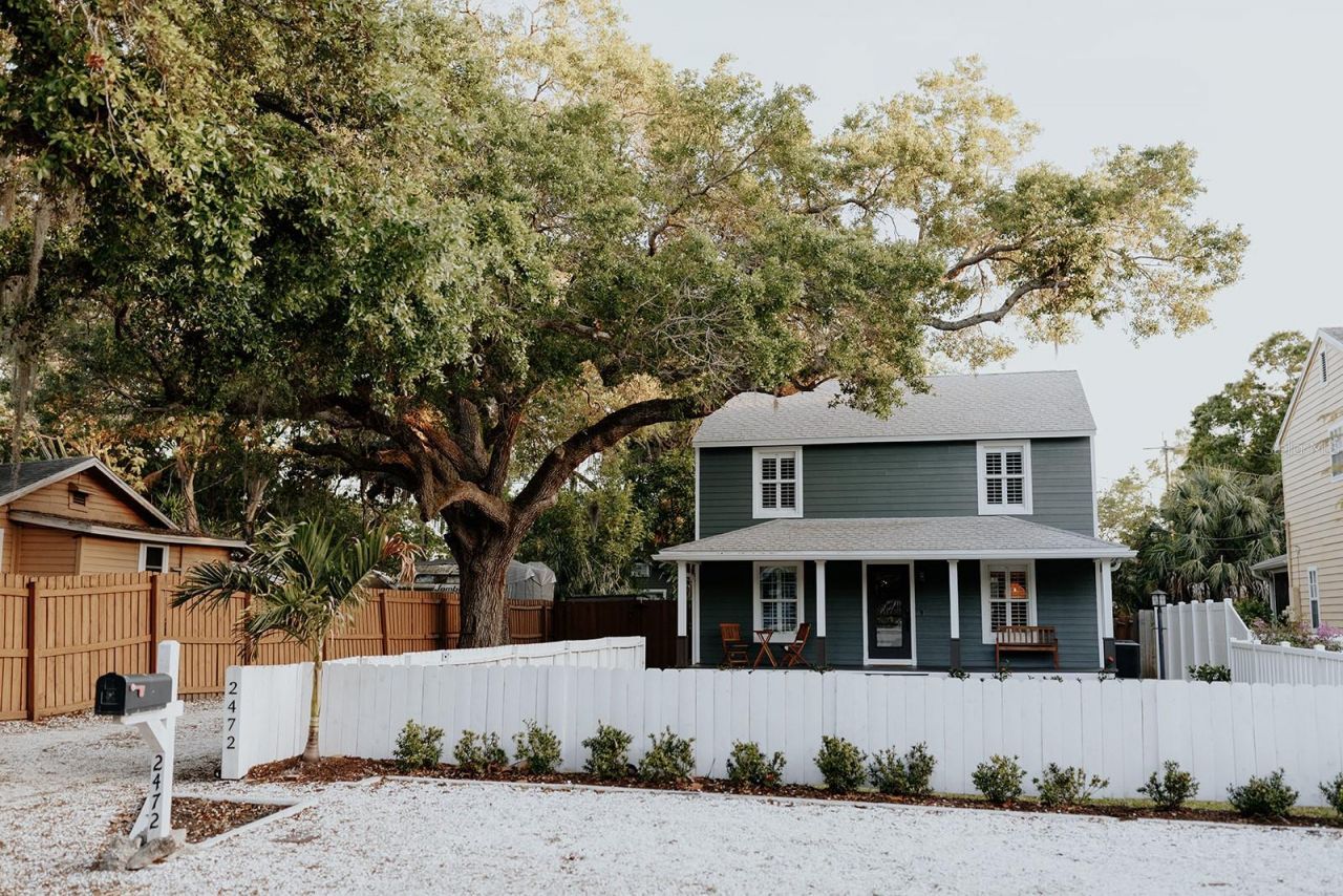 2472 Temple Street, Sarasota, FL 34239 Photo