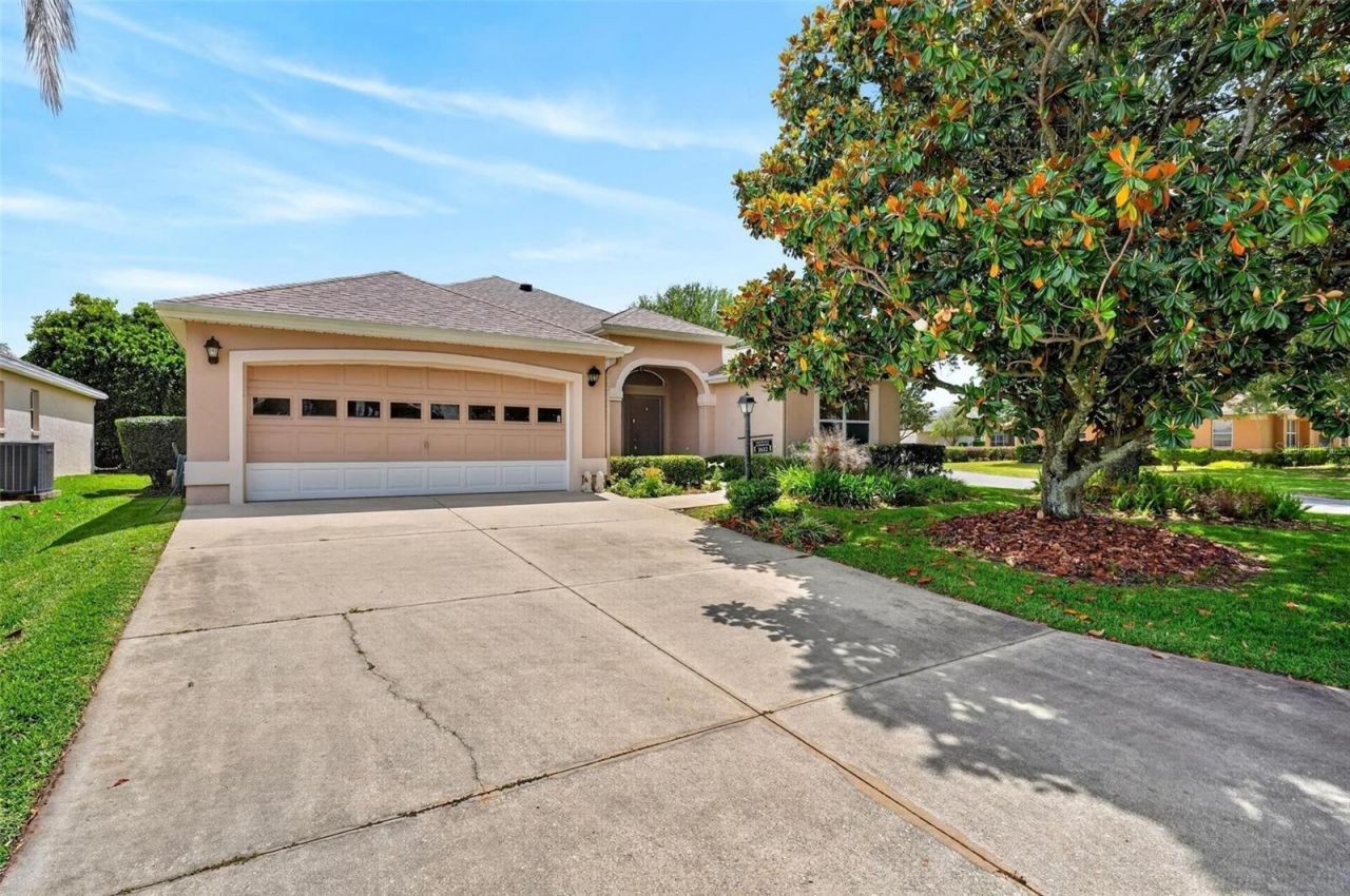 2612 Morven Park Way , The Villages, FL 32162 Photo