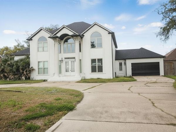 120 OAK MANOR Lane , St Rose, LA 70087
