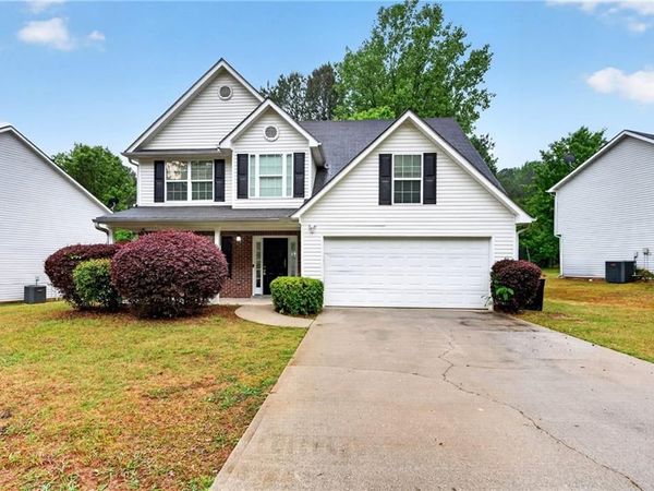 4035 Waters End Lane , Snellville, GA 30039
