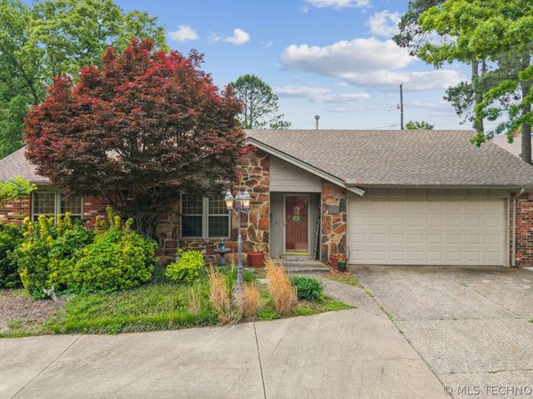 1210 E 10th Street , Sand Springs, OK 74063