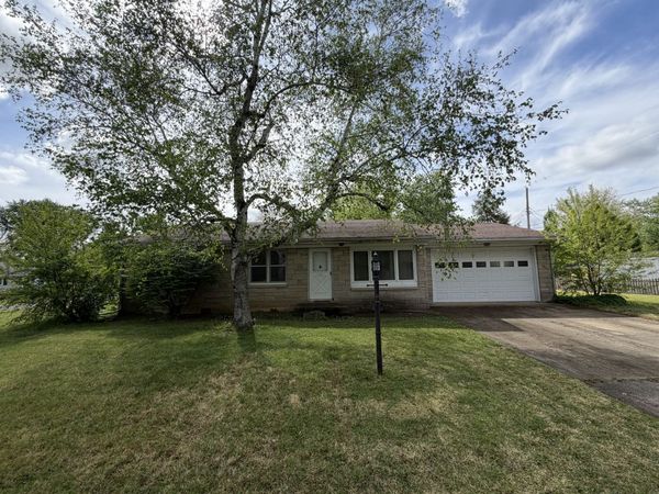 1805 Peach Street , Champaign, IL 61820