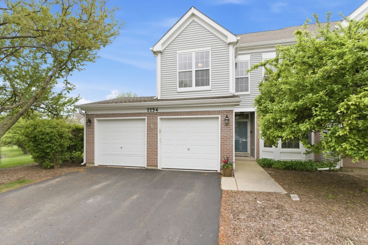 2254 Rossiter Parkway, Plainfield, IL 60586 Main Photo
