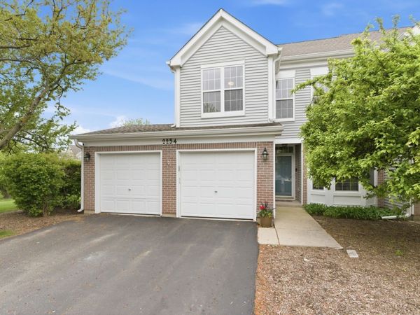 2254 Rossiter Parkway , Plainfield, IL 60586