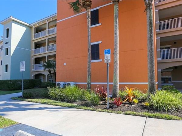 4455 Botanical Place CIR , Unit 5-104, NAPLES, FL 34112