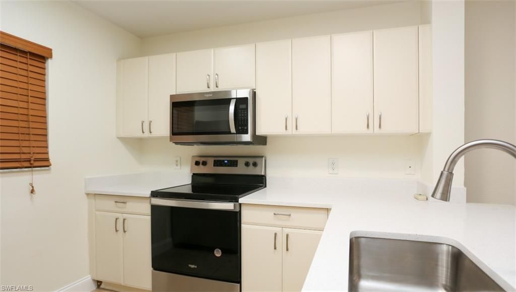 4455 Botanical Place Cir, Unit 5-104, Naples, FL 34112 Photo
