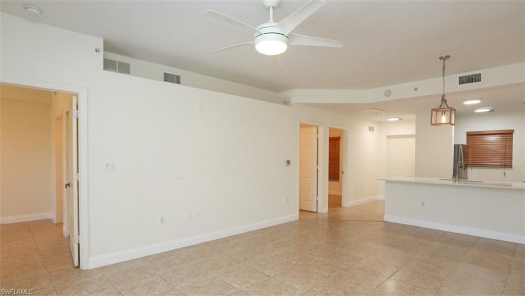4455 Botanical Place Cir, Unit 5-104, Naples, FL 34112 Photo