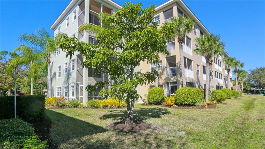 4455 Botanical Place Cir, Unit 5-104, Naples, FL 34112 Photo