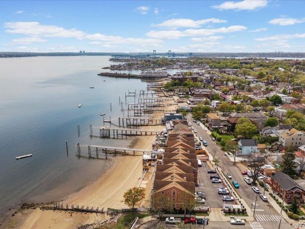 852 Dean Avenue , Unit 852-1, Bronx, NY 10465