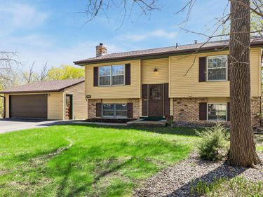 18815 South Lane, Minnetonka, MN 55345