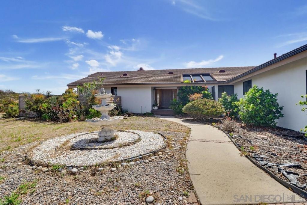 13676 Bear Mountain Way, Jamul, CA 91935 Main Photo