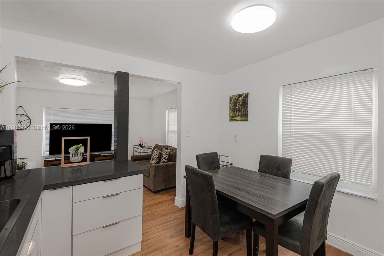 367 E 46th St , Hialeah, FL 33013 Photo