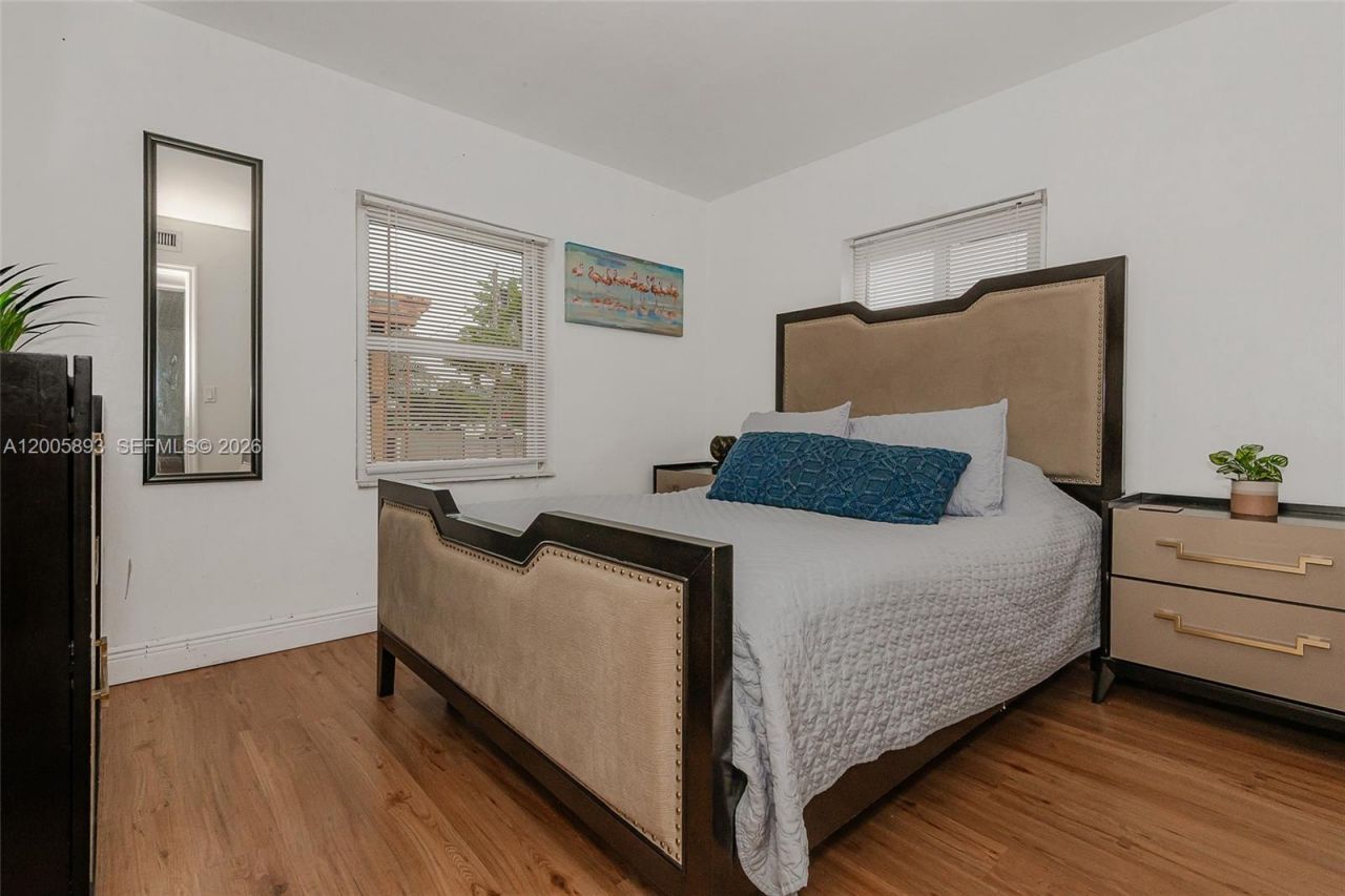 367 E 46th St , Hialeah, FL 33013 Photo