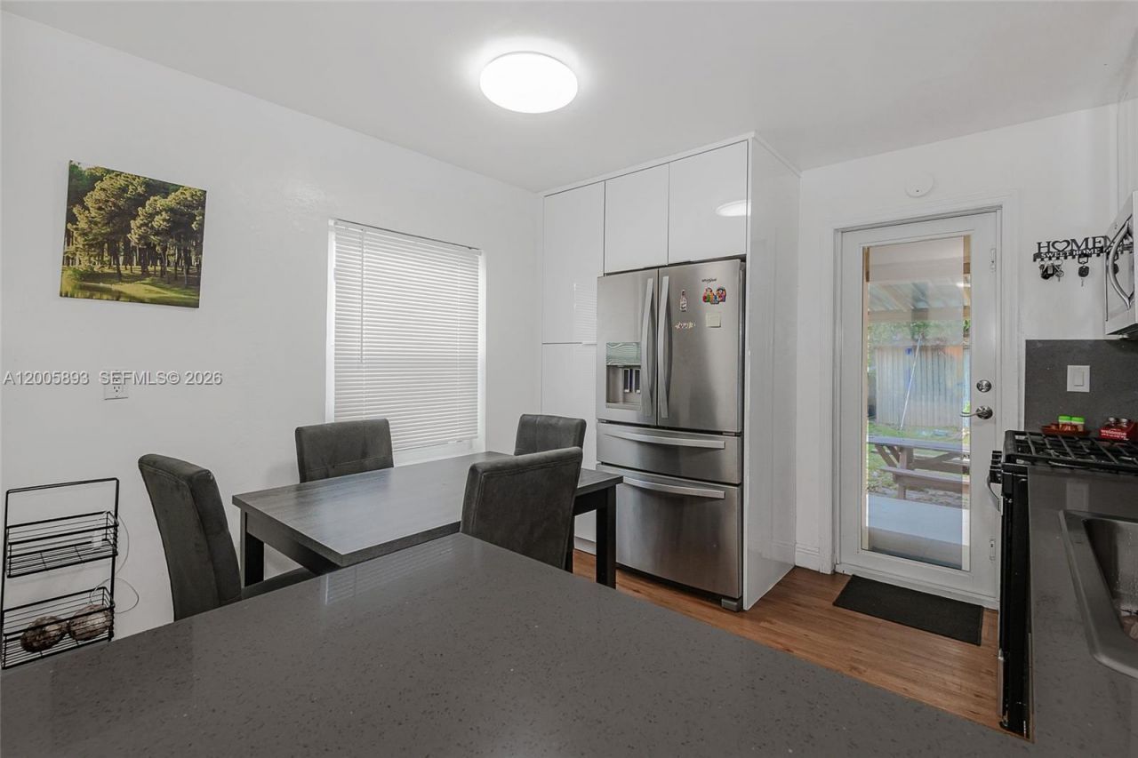 367 E 46th St , Hialeah, FL 33013 Photo