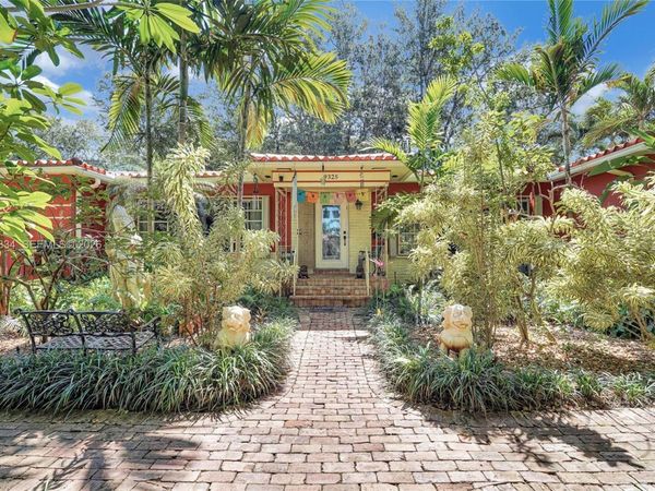 9325 NE 5th Ave, Miami Shores, FL 33138