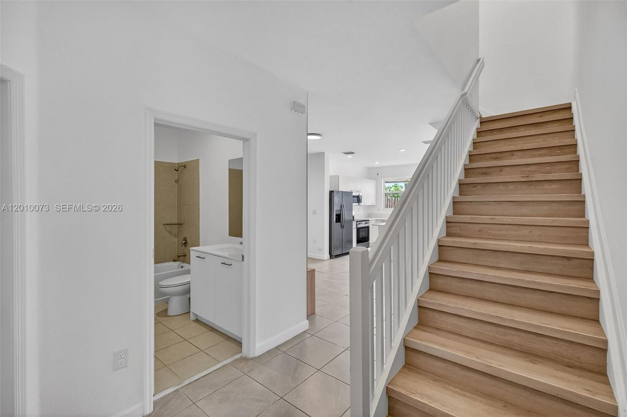 12221 NW 24th Pl , Miami, FL 33167 Photo
