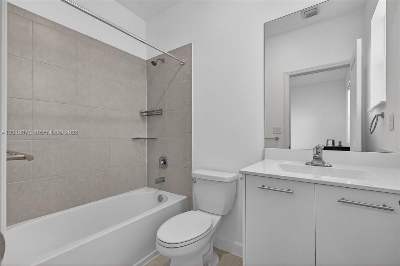 12221 NW 24th Pl , Miami, FL 33167 Photo