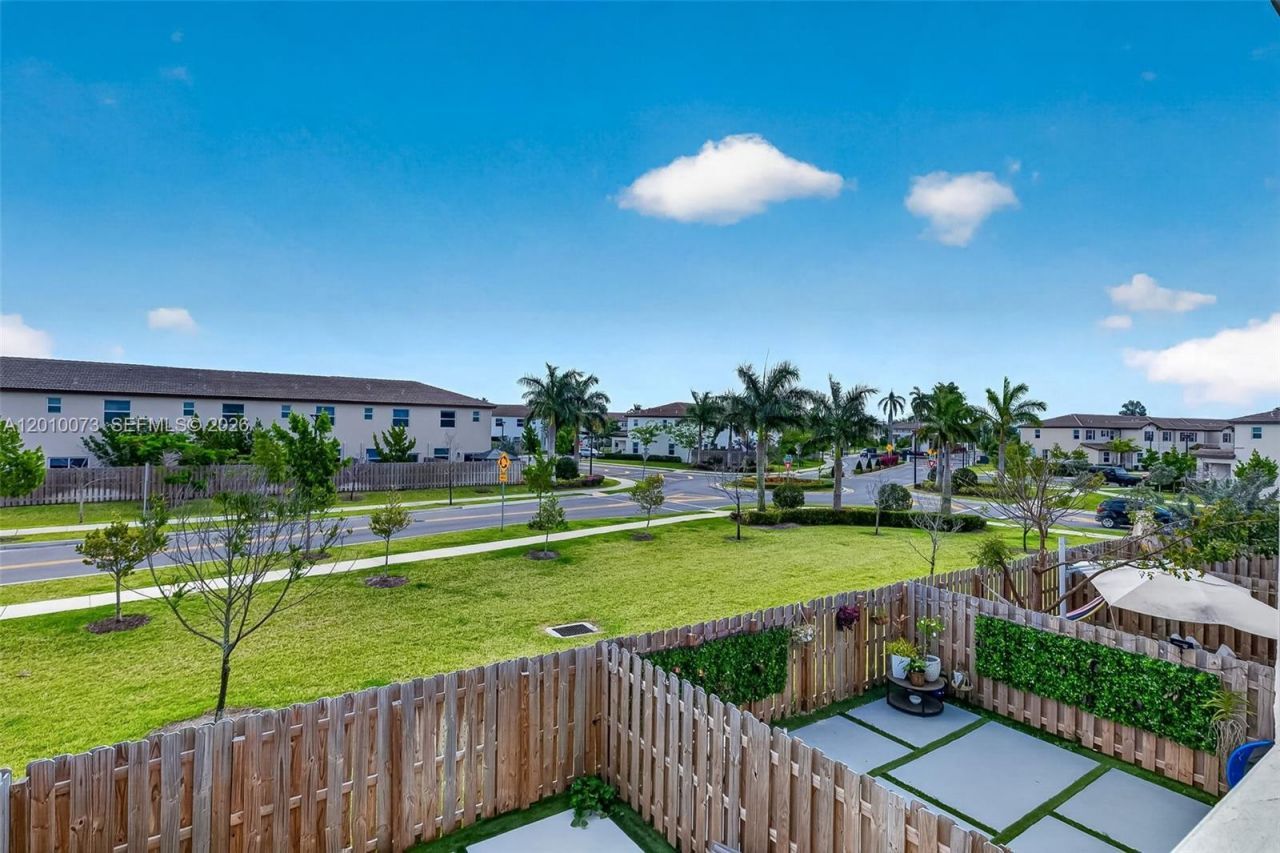 12221 NW 24th Pl , Miami, FL 33167 Photo