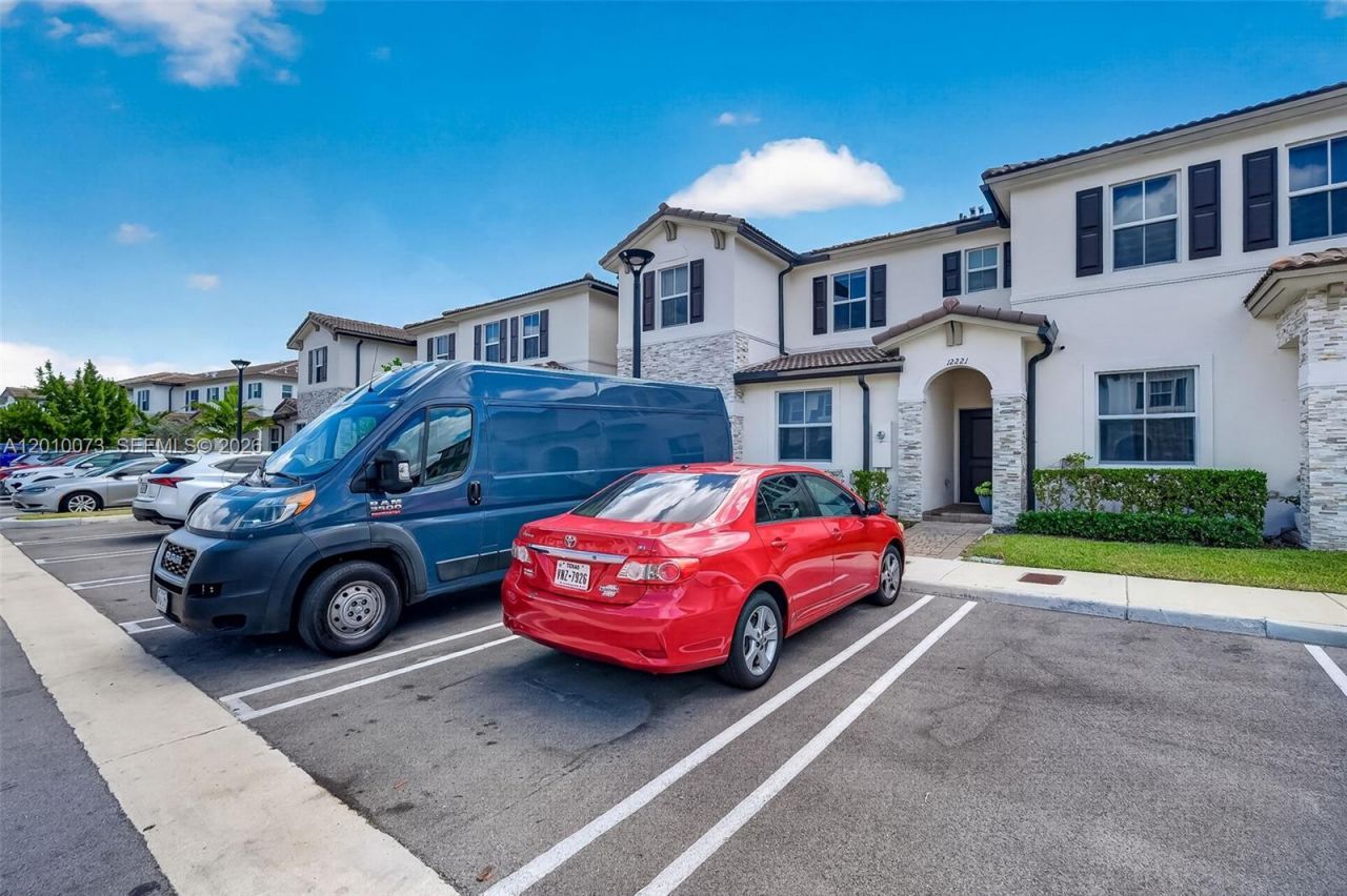 12221 NW 24th Pl , Miami, FL 33167 Photo