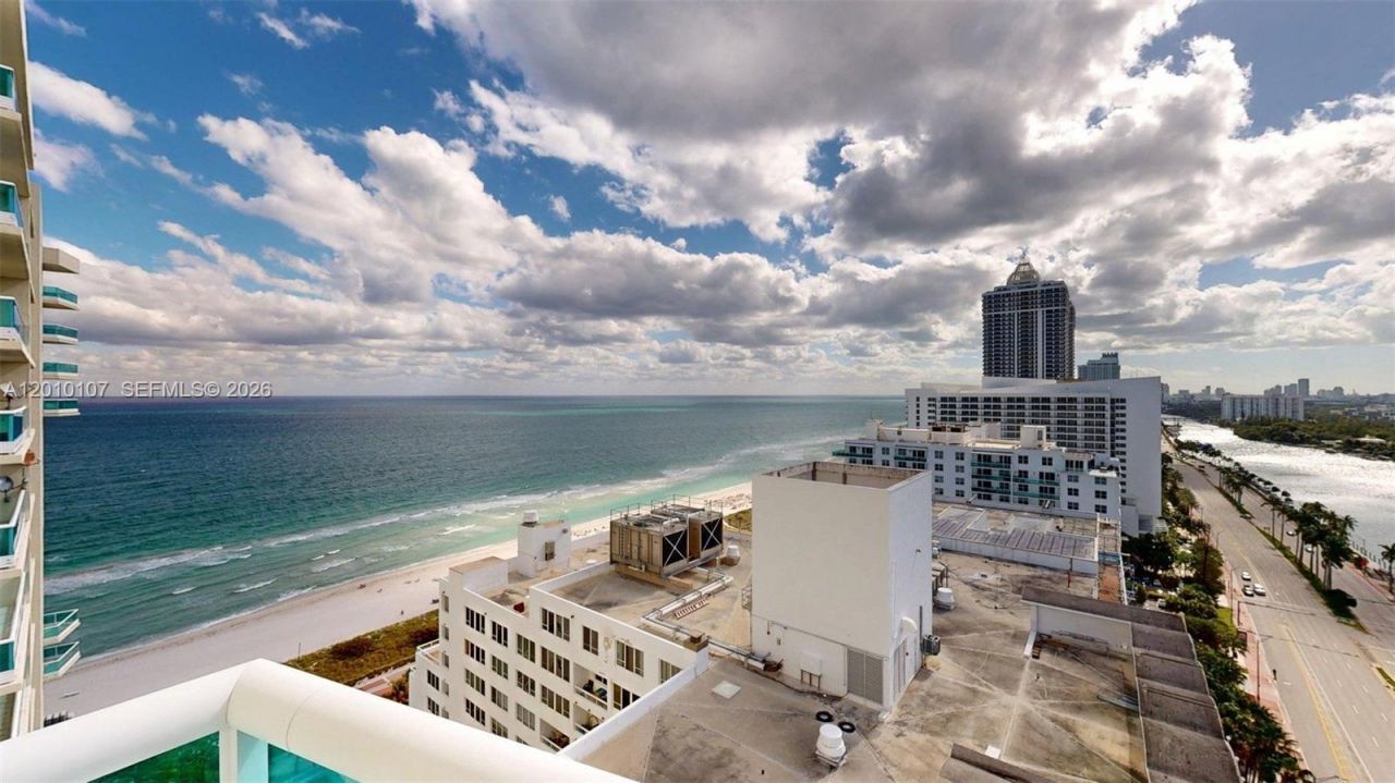 5025 Collins Ave , Unit 2206, Miami Beach, FL 33140 Photo