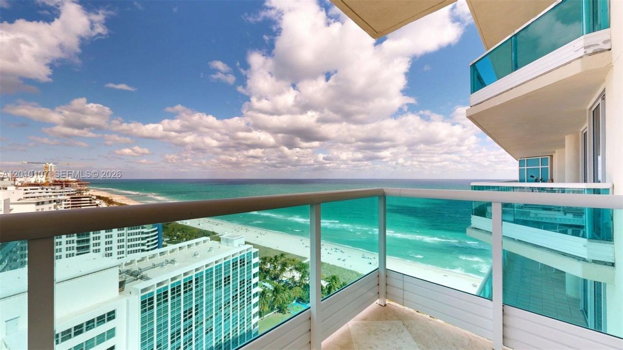 5025 Collins Ave , Unit 2206, Miami Beach, FL 33140 Photo