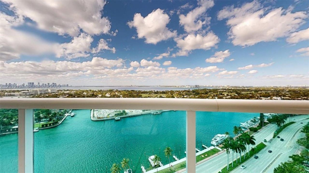 5025 Collins Ave , Unit 2206, Miami Beach, FL 33140 Photo