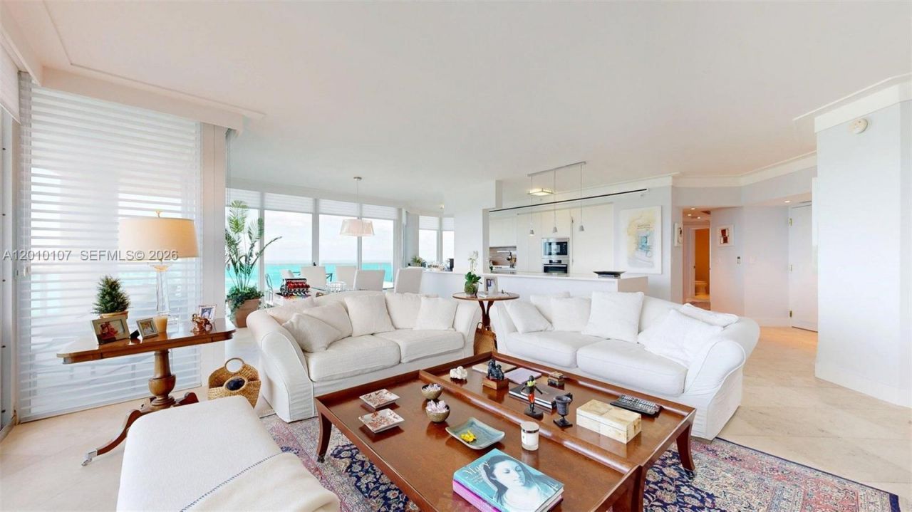 5025 Collins Ave , Unit 2206, Miami Beach, FL 33140 Photo