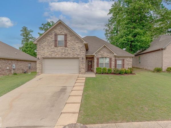 6850 Grace Village Drive, Bryant, AR 72002