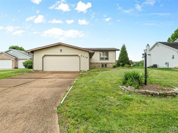 2718 Bryden , Alton, IL 62002