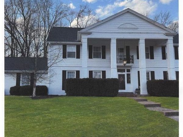 15129 Chamisal Drive , Chesterfield, MO 63017