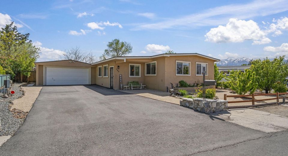 280 Aquarius Circle, Reno, NV 89521 Photo
