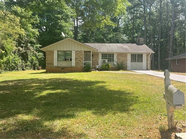 6146 Hickory Drive , Forest Park, GA 30297