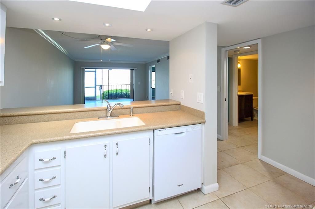 4540 NE Sandpebble Trace, Unit 104, Stuart, FL 34996 Photo